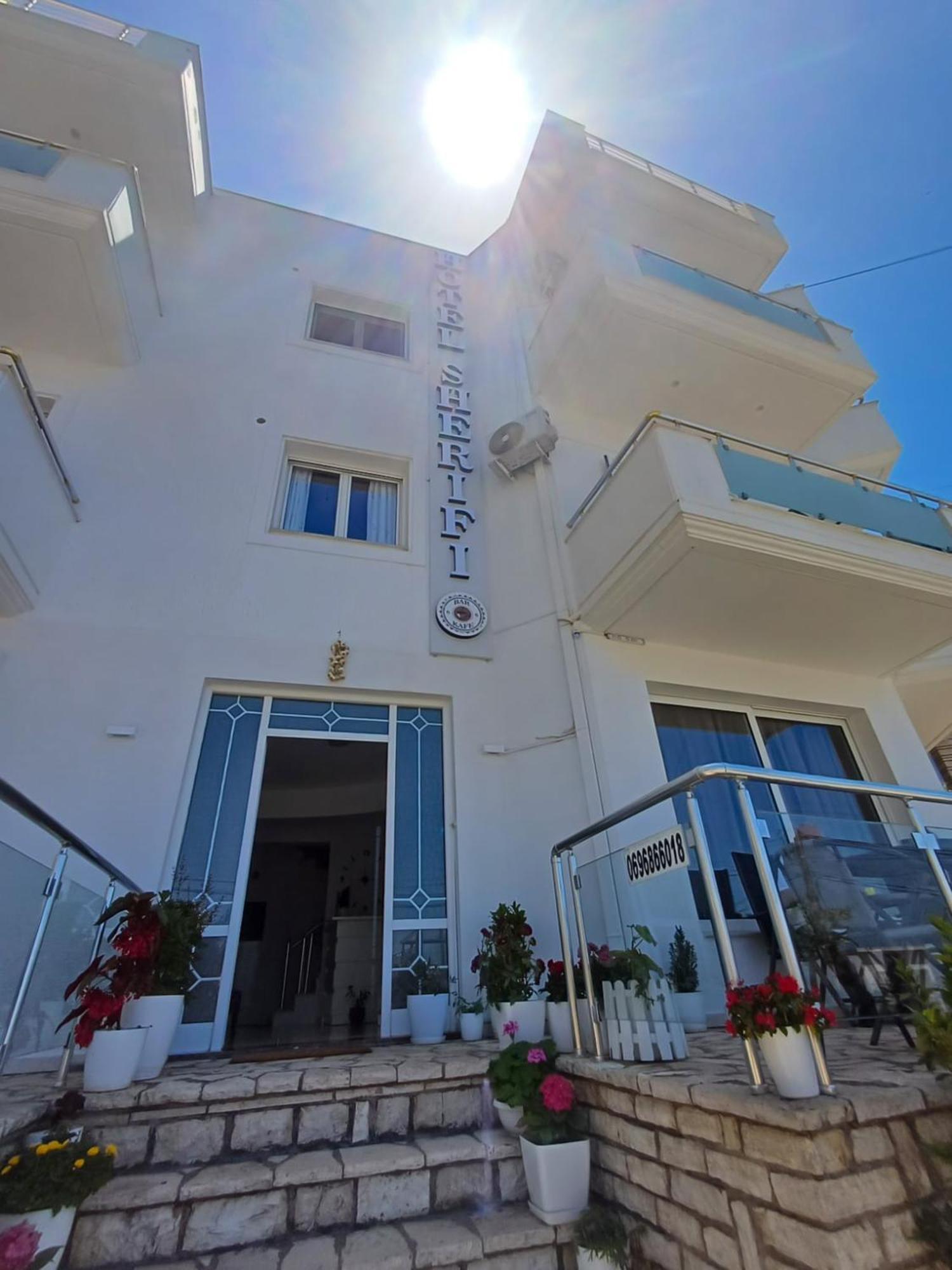 סרנדה Hotel Sherifi מראה חיצוני תמונה